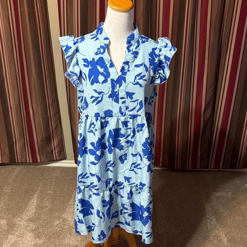 Blue Floral Ruffle Sleeve Dress by Shein.  Size Large